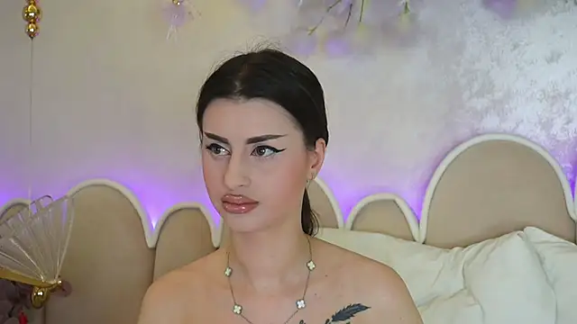 Alice Voss online show from June 2026 06:42:02 AM