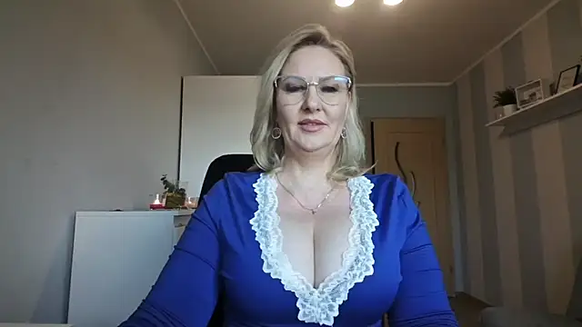 DianaLive online show from March 2026 07:25:02 AM