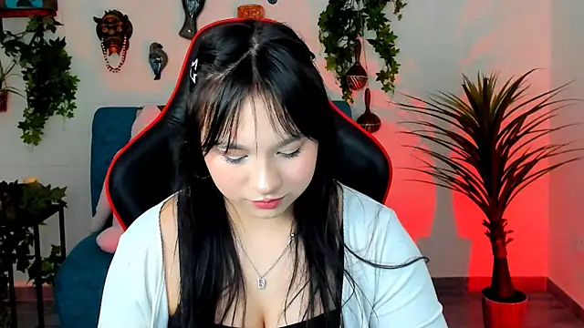 Snapshot of HanaWise chatting on February 2025 08:18:01 AM HanaWise online show from February 2025 08:18:01 AM