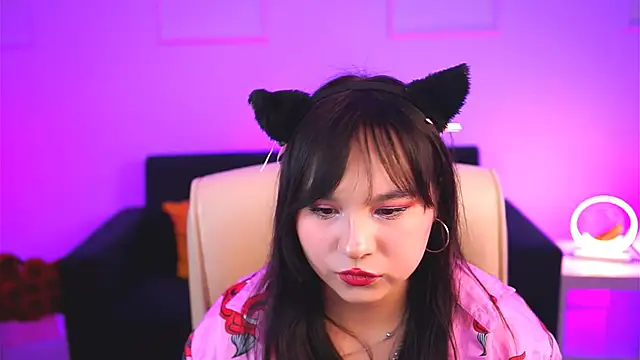 Snapshot of HanaWise chatting on March 2025 02:23:02 PM HanaWise online show from March 2025 02:23:02 PM