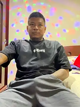 Saipuer31 online show from December 2025 12:37:02 AM