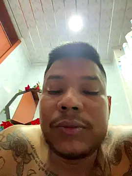 Saipuer31 online show from December 2025 11:01:02 PM