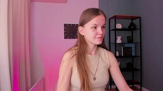 Snapshot of Amber_Rogers chatting on March 2025 02:21:01 PM Amber Rogers online show from March 2025 02:21:01 PM