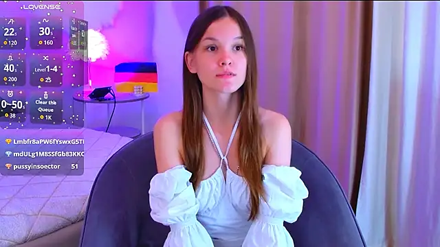 Snapshot of Amber_Rogers chatting on September 2025 02:43:01 PM Amber Rogers online show from September 2025 02:43:01 PM