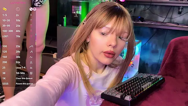 Snapshot of Under_lord chatting on February 2026 05:40:02 PM Under lord online show from February 2026 05:40:02 PM