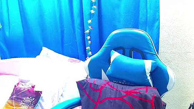 Gia leinn online show from July 2026 01:30:02 PM