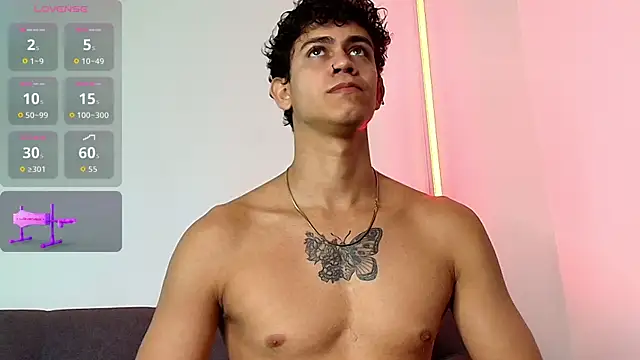 Maximiliano  Fire online show from May 2026 07:20:02 PM