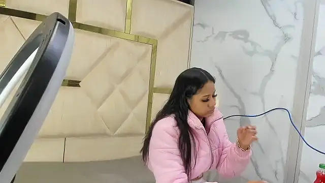 Snapshot of Kendall_6669 chatting on November 2025 12:38:02 PM Kendall 6669 online show from November 2025 12:38:02 PM