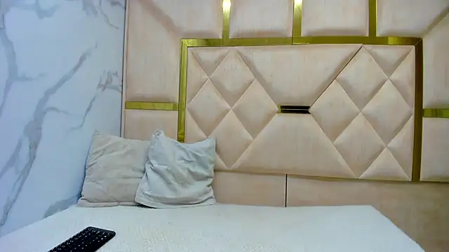 Snapshot of Kendall_6669 chatting on November 2025 01:14:02 PM Kendall 6669 online show from November 2025 01:14:02 PM