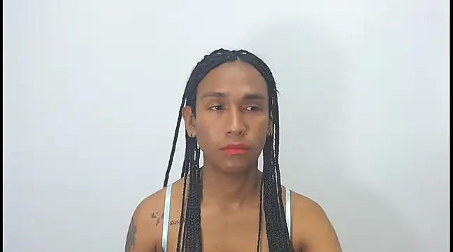 Snapshot of red_veltet chatting on March 2025 01:48:01 PM red veltet online show from March 2025 01:48:01 PM