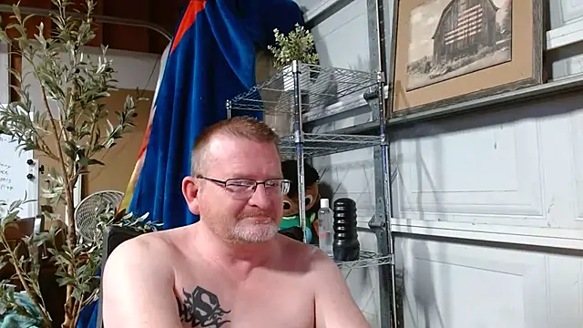 Randomoldguy615 online show from February 2025 01:48:02 AM