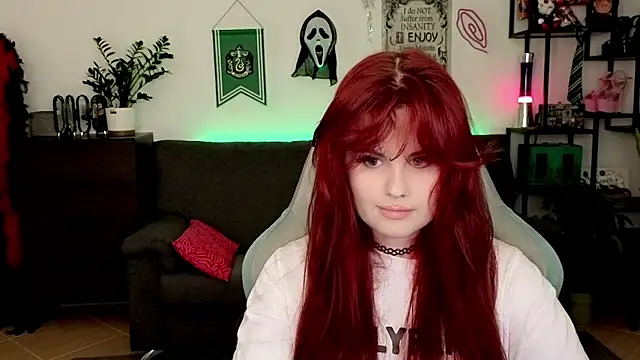 Snapshot of Della_Ideal chatting on February 2026 07:19:02 PM Della Ideal online show from February 2026 07:19:02 PM