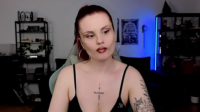 Della Ideal online show from July 2026 05:28:01 PM