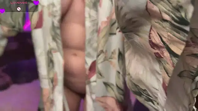 Snapshot of Velvettouch_ chatting on February 2025 11:15:02 PM Velvettouch online show from February 2025 11:15:02 PM