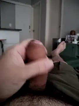 Snapshot of Flati chatting on February 2026 05:49:02 PM Flati online show from February 2026 05:49:02 PM