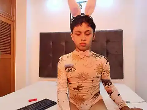 Snapshot of Dante_bre chatting on March 2025 12:33:02 AM Dante bre online show from March 2025 12:33:02 AM