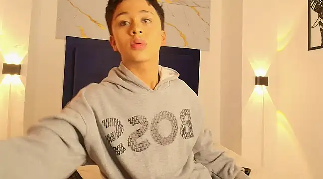 Snapshot of Dante_bre chatting on March 2025 08:41:02 PM Dante bre online show from March 2025 08:41:02 PM