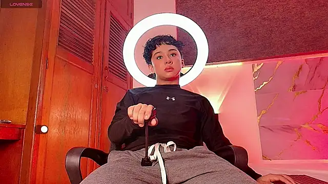 Snapshot of Dante_bre chatting on November 2025 12:27:01 PM Dante bre online show from November 2025 12:27:01 PM