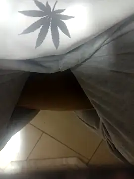 seksowny1990 online show from October 2025 01:04:02 AM