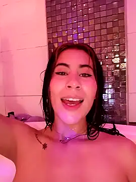 Snapshot of Minami_Nakamura chatting on February 2026 03:18:01 AM Minami Nakamura online show from February 2026 03:18:01 AM