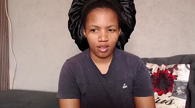 Snapshot of xMiAmor chatting on March 2025 08:25:02 AM xMiAmor online show from March 2025 08:25:02 AM