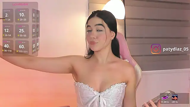 MiiaParker6972 online show from May 2026 11:54:01 PM