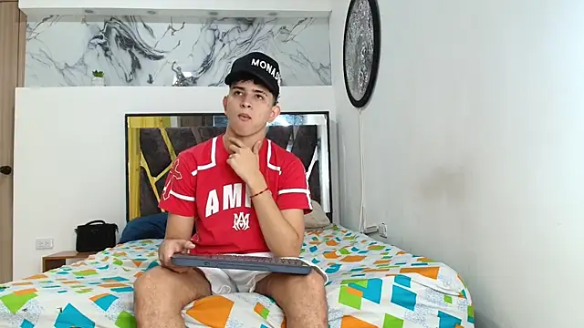 KING OFF BOYS online show from September 2025 01:22:01 PM