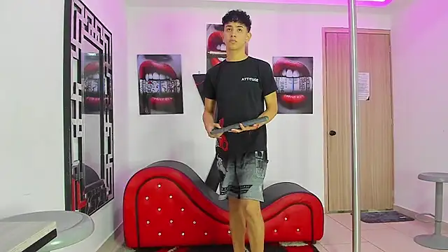 KING OFF BOYS online show from September 2025 12:21:02 PM