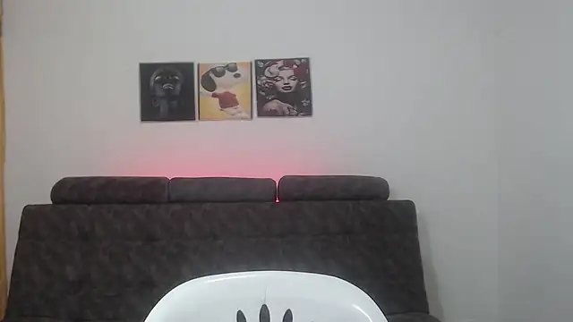 Snapshot of Anthonela_Queen chatting on March 2025 02:34:01 PM Anthonela Queen online show from March 2025 02:34:01 PM