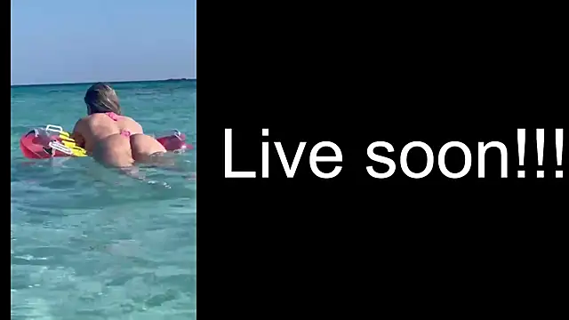 Snapshot of _Allie_ chatting on January 2026 12:22:02 PM Allie online show from January 2026 12:22:02 PM