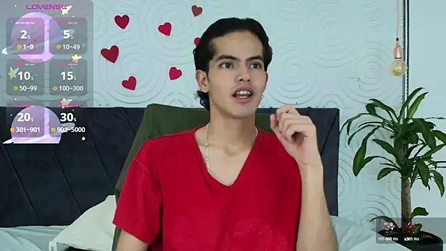 Maximoherrera 16 online show from April 2026 12:47:01 PM
