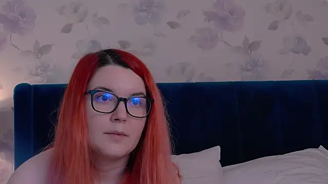 Snapshot of KailyKay chatting on April 2026 06:02:01 PM KailyKay online show from April 2026 06:02:01 PM