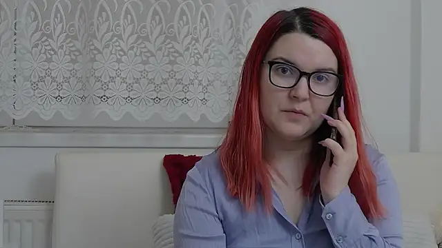 Snapshot of KailyKay chatting on April 2026 06:11:02 PM KailyKay online show from April 2026 06:11:02 PM