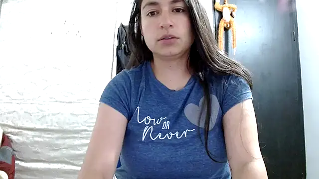 Escarcha-blue online show from October 2025 04:09:01 AM