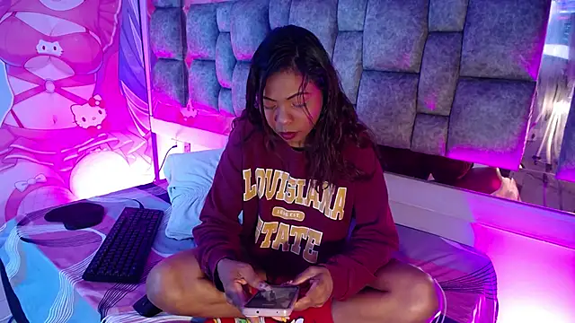 Snapshot of Agata_Grubisic chatting on October 2025 03:52:02 AM Agata Grubisic online show from October 2025 03:52:02 AM