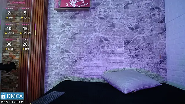 MaeveKuro online show from September 2025 03:28:01 AM