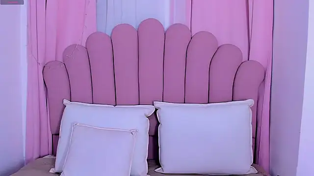 PaolaB g online show from March 2026 01:44:02 AM