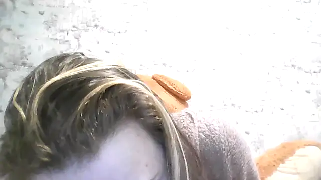 Eveline May online show from February 2026 04:02:01 PM