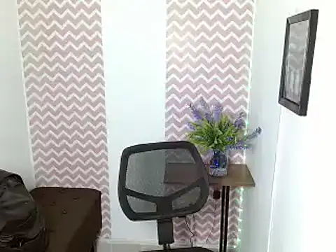 dayanacarson online show from June 2026 06:12:01 PM