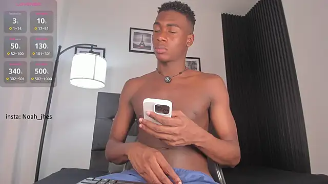 Snapshot of noah_johes chatting on July 2026 03:26:01 AM noah johes online show from July 2026 03:26:01 AM