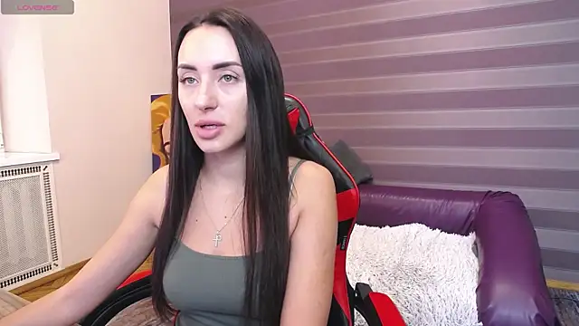 JenniferStone online show from October 2025 06:47:01 AM