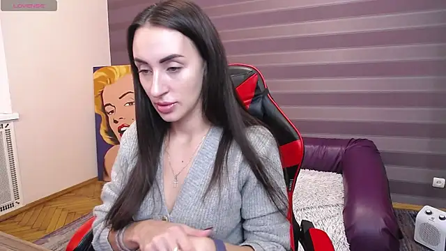 JenniferStone online show from November 2025 08:57:01 AM