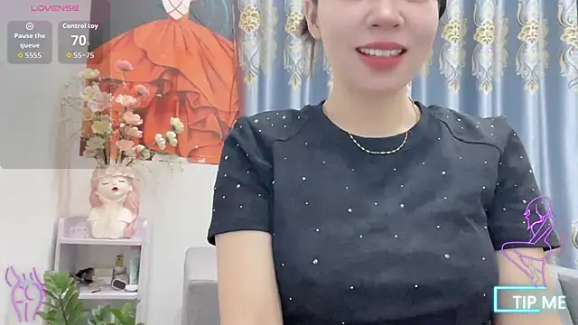 Snapshot of shishi_101 chatting on October 2025 01:42:02 AM shishi 101 online show from October 2025 01:42:02 AM