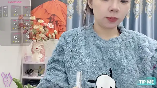 Snapshot of shishi_101 chatting on December 2025 02:06:01 AM shishi 101 online show from December 2025 02:06:01 AM