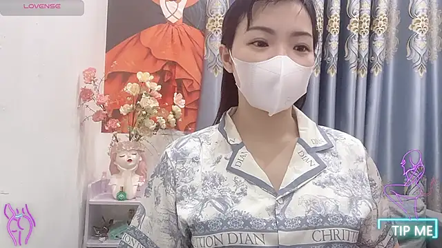 Snapshot of shishi_101 chatting on February 2026 02:49:02 AM shishi 101 online show from February 2026 02:49:02 AM