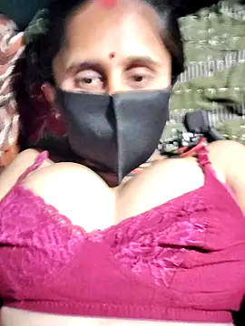 Divya Chandok online show from February 2026 03:38:01 PM