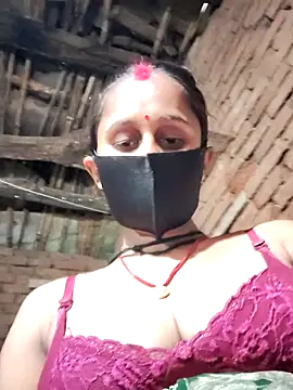 Divya Chandok online show from February 2026 07:04:02 AM