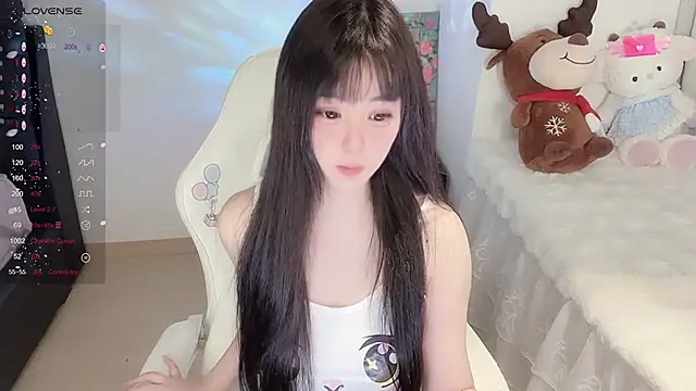 Milla-z online show from November 2025 05:17:01 AM