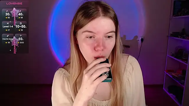 Strawberry juli online show from May 2026 01:12:02 AM
