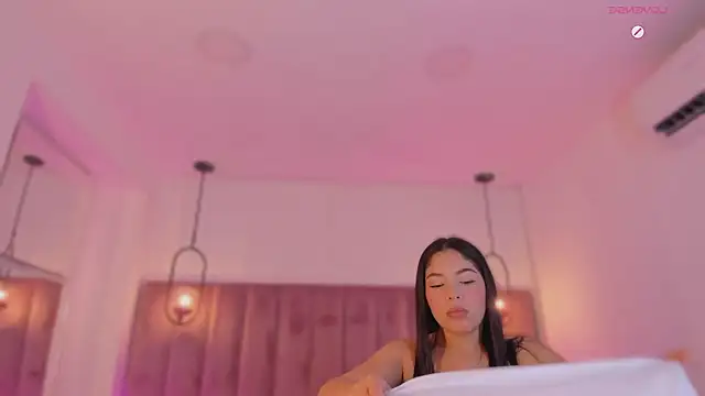 Haily b online show from February 2026 08:02:02 PM